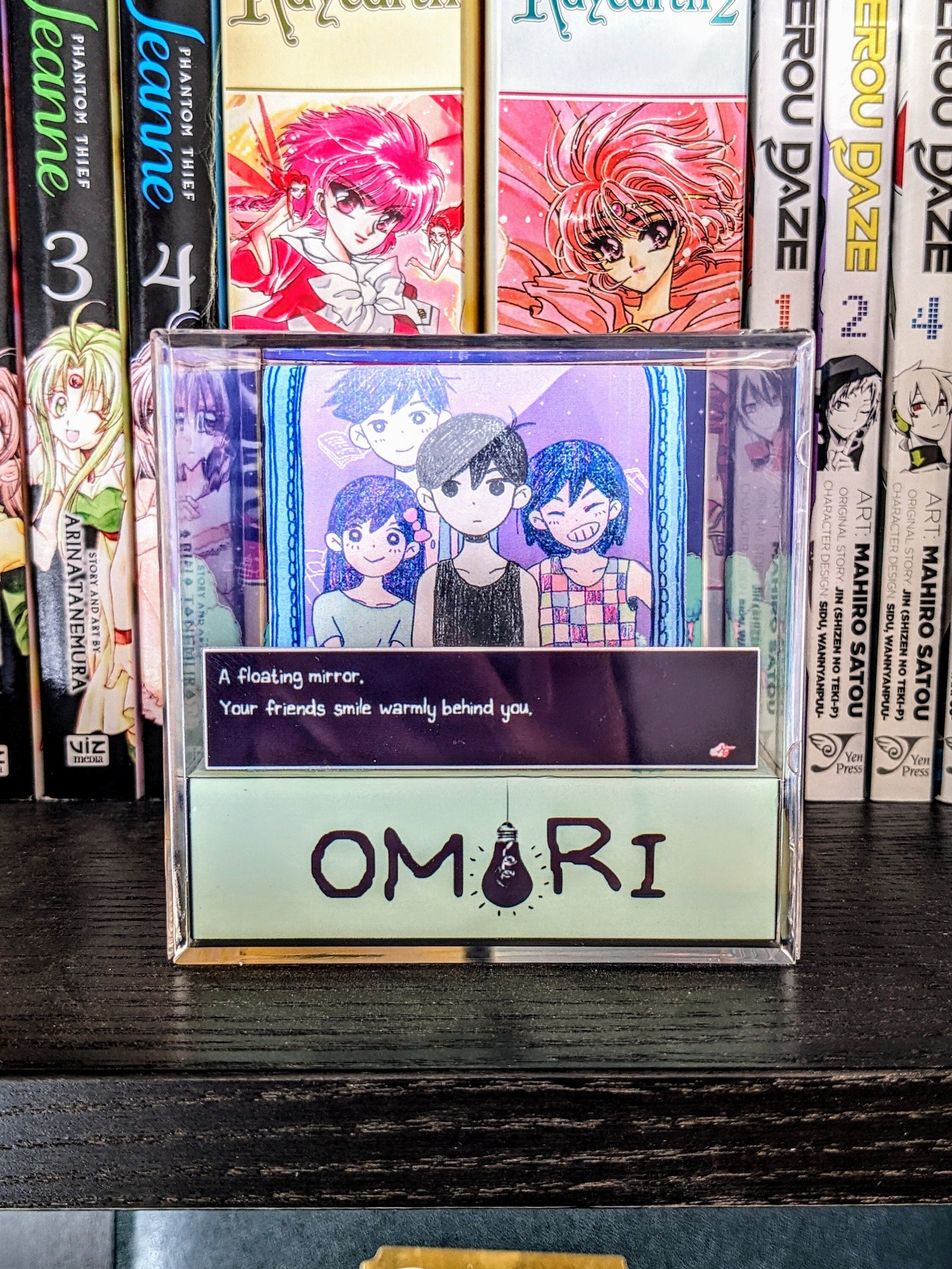 OMORI Your Friends Smile Warmly Behind You Floating Mirror 3D cube dio ...